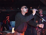p1000467